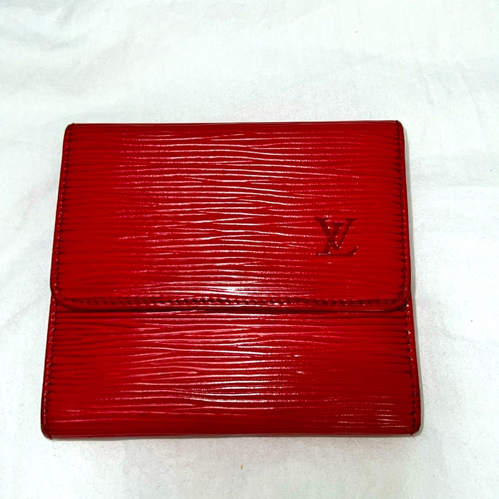 Beautiful Red Louis Vuitton wallet Epi leather